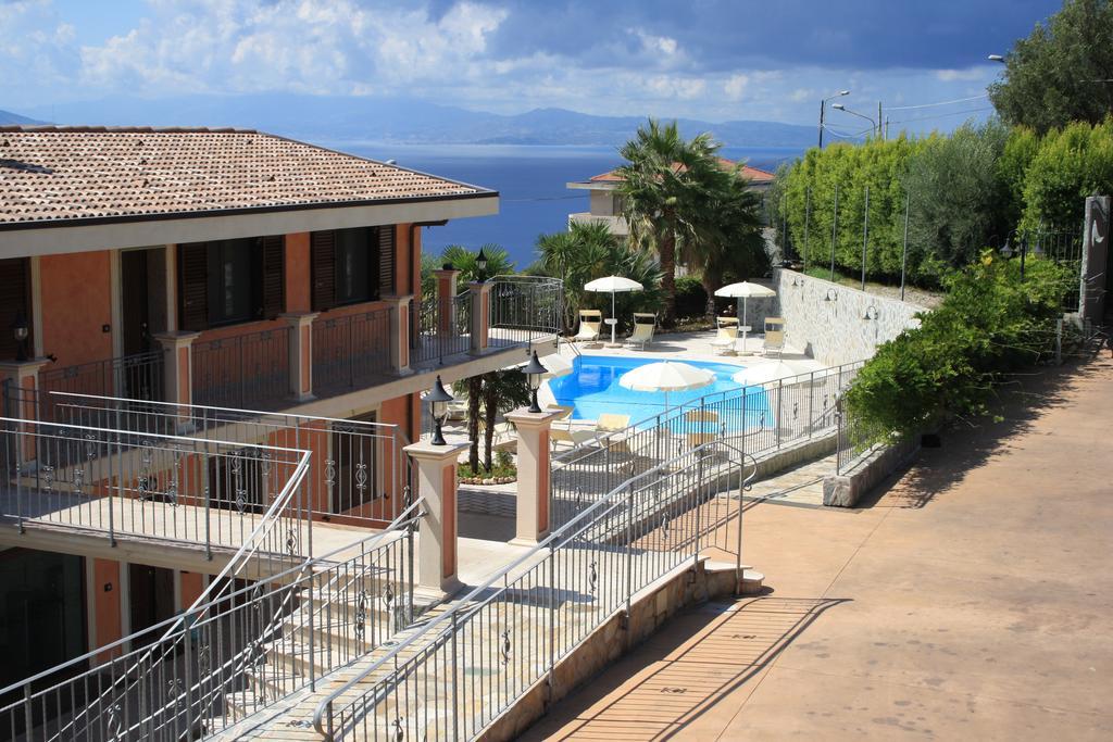 La Marinella Apartment Palmi Exterior photo